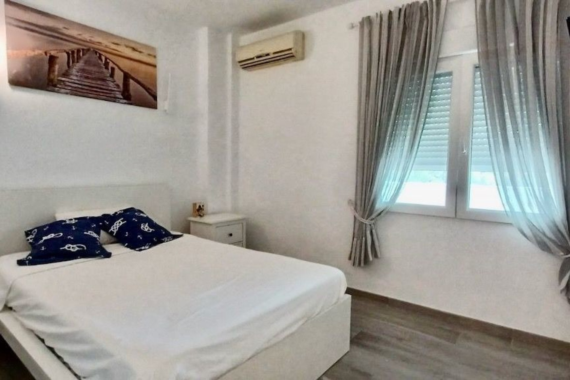 Resale - Villa - Altea