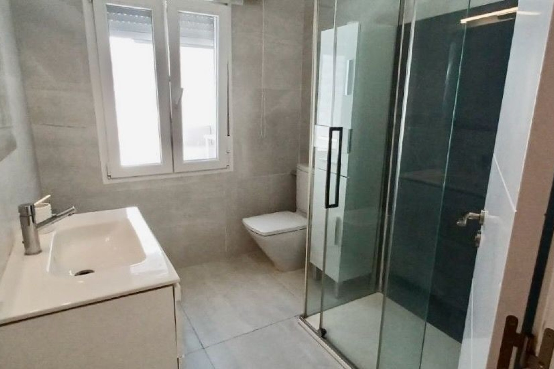 Resale - Villa - Altea