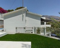 Resale - Villa - Altea