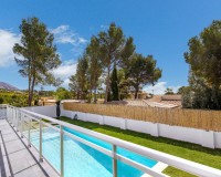 Resale - Villa - Altea
