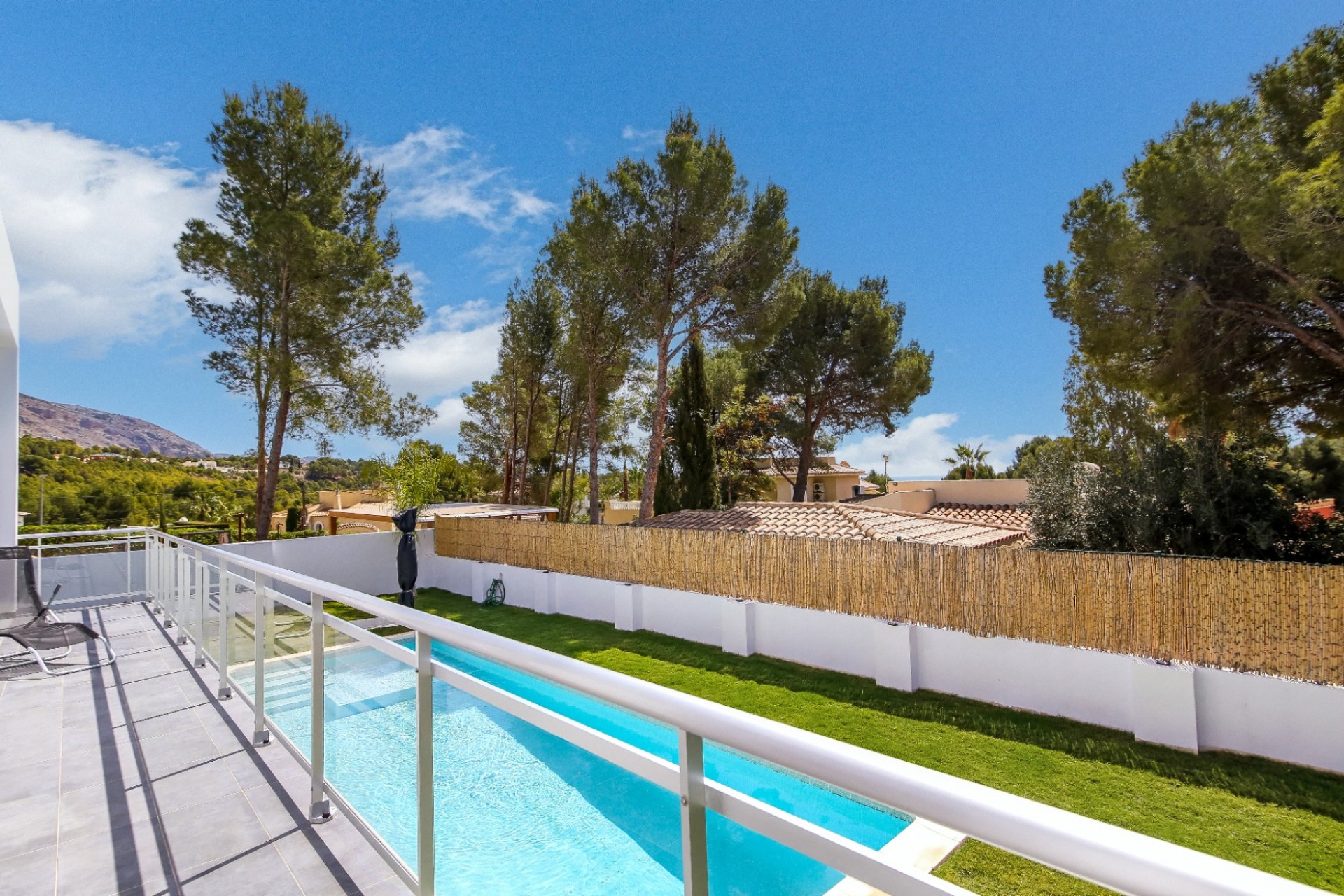 Resale - Villa - Altea