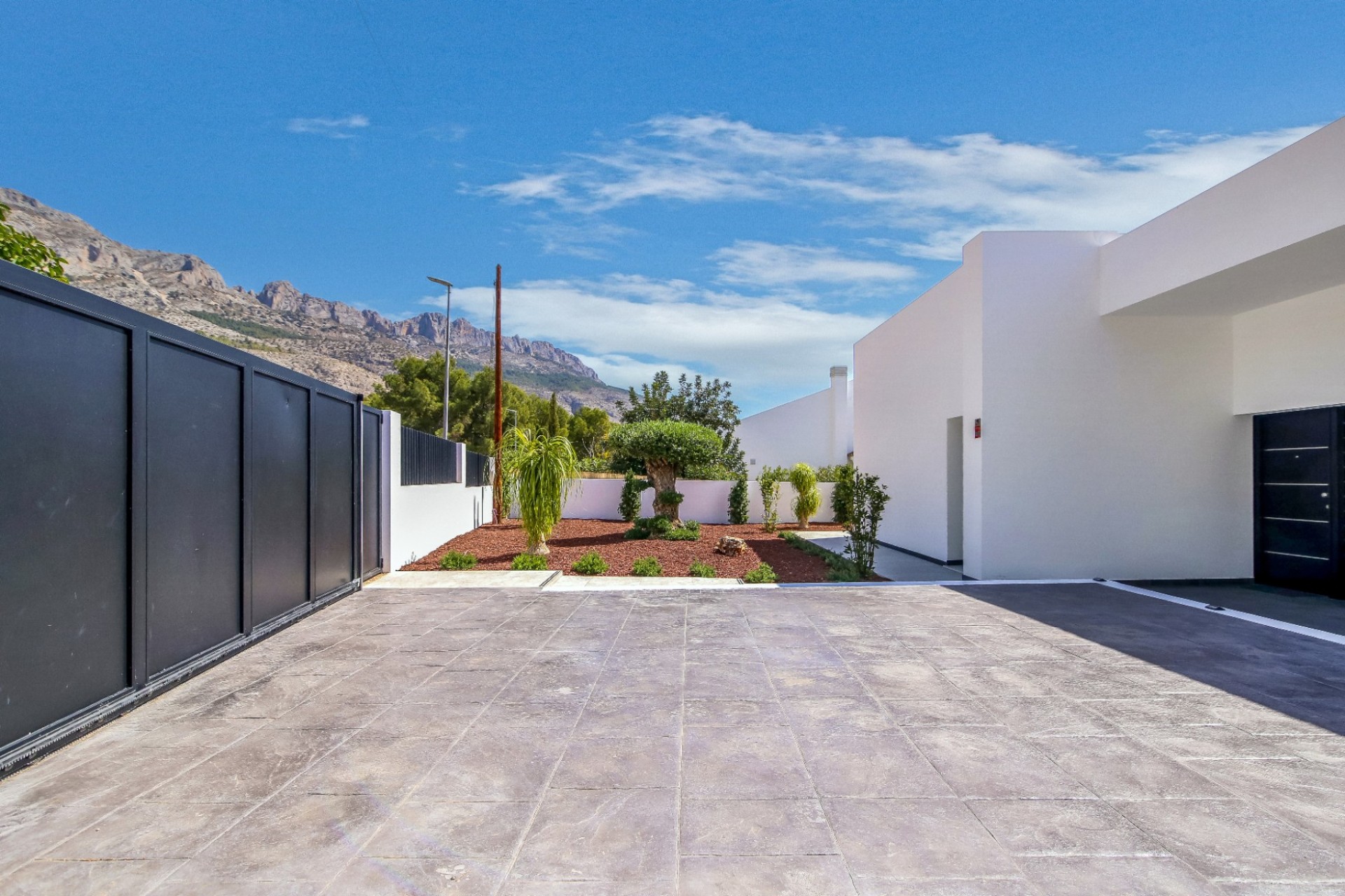 Resale - Villa - Altea