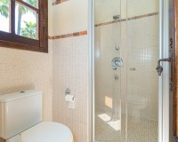 Resale - Villa - Benidorm