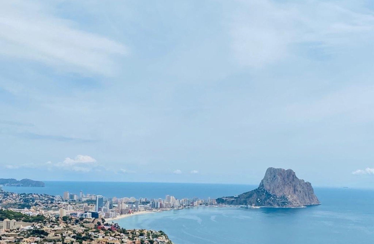 Resale - Villa - Calpe