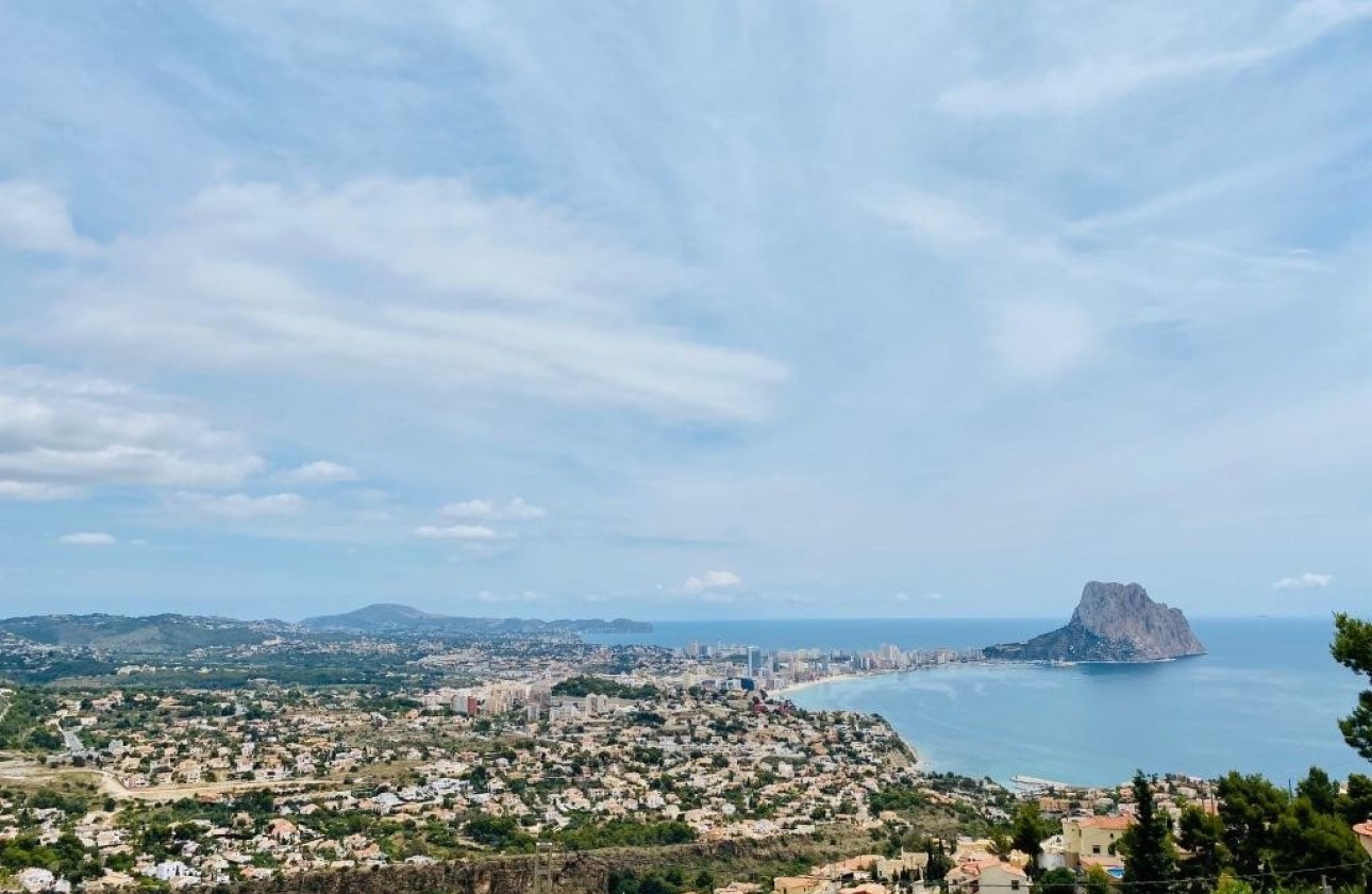 Resale - Villa - Calpe