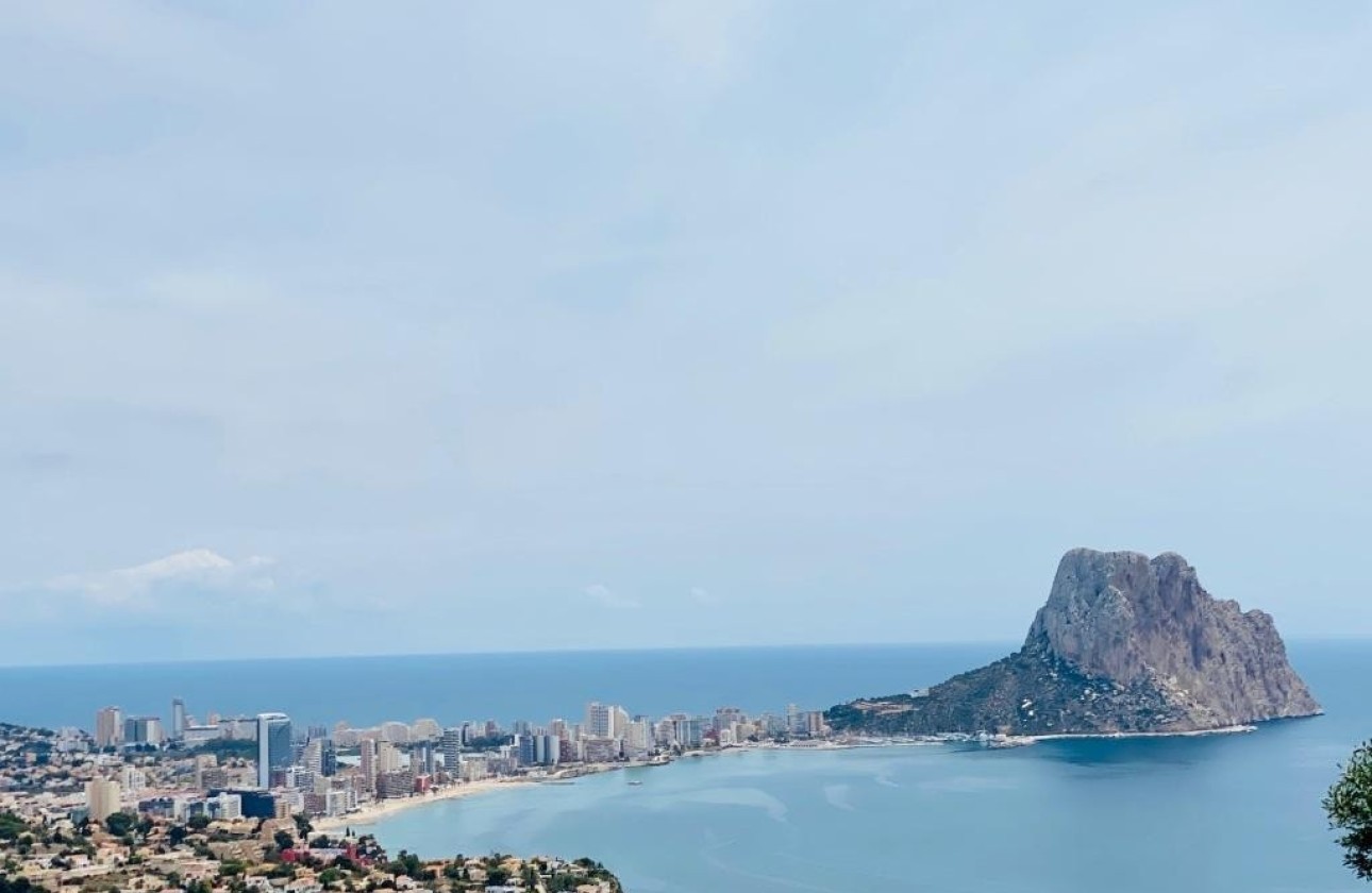 Resale - Villa - Calpe