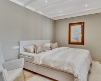 Resale - Villa - Jalon Valley