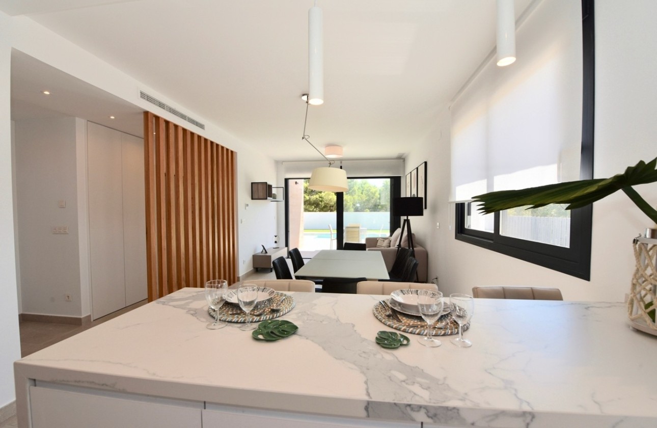 Resale - Villa - La Nucía
