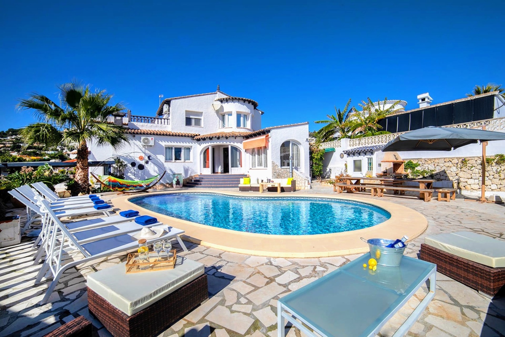 Resale - Villa - Moraira