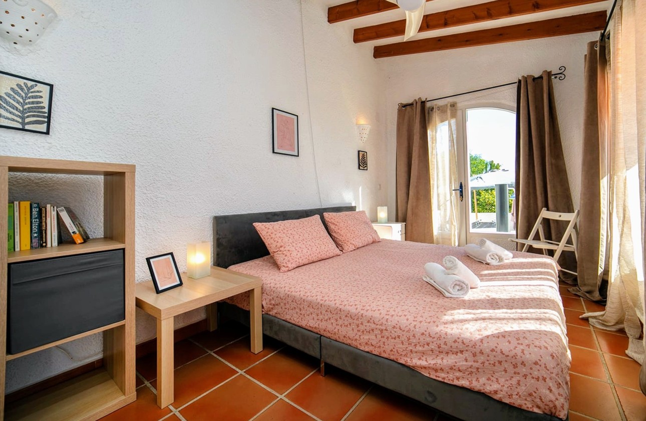 Resale - Villa - Moraira