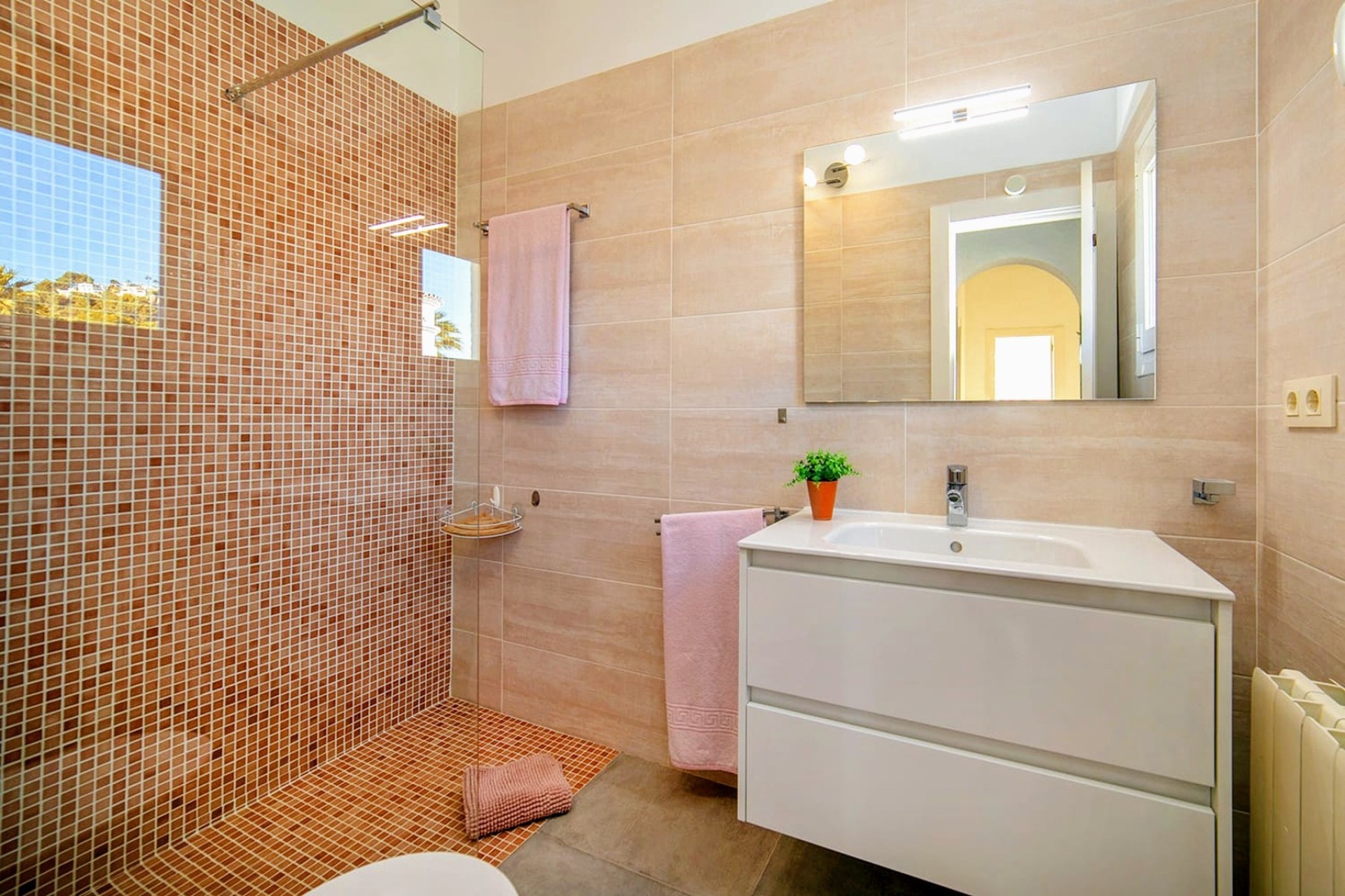 Resale - Villa - Moraira