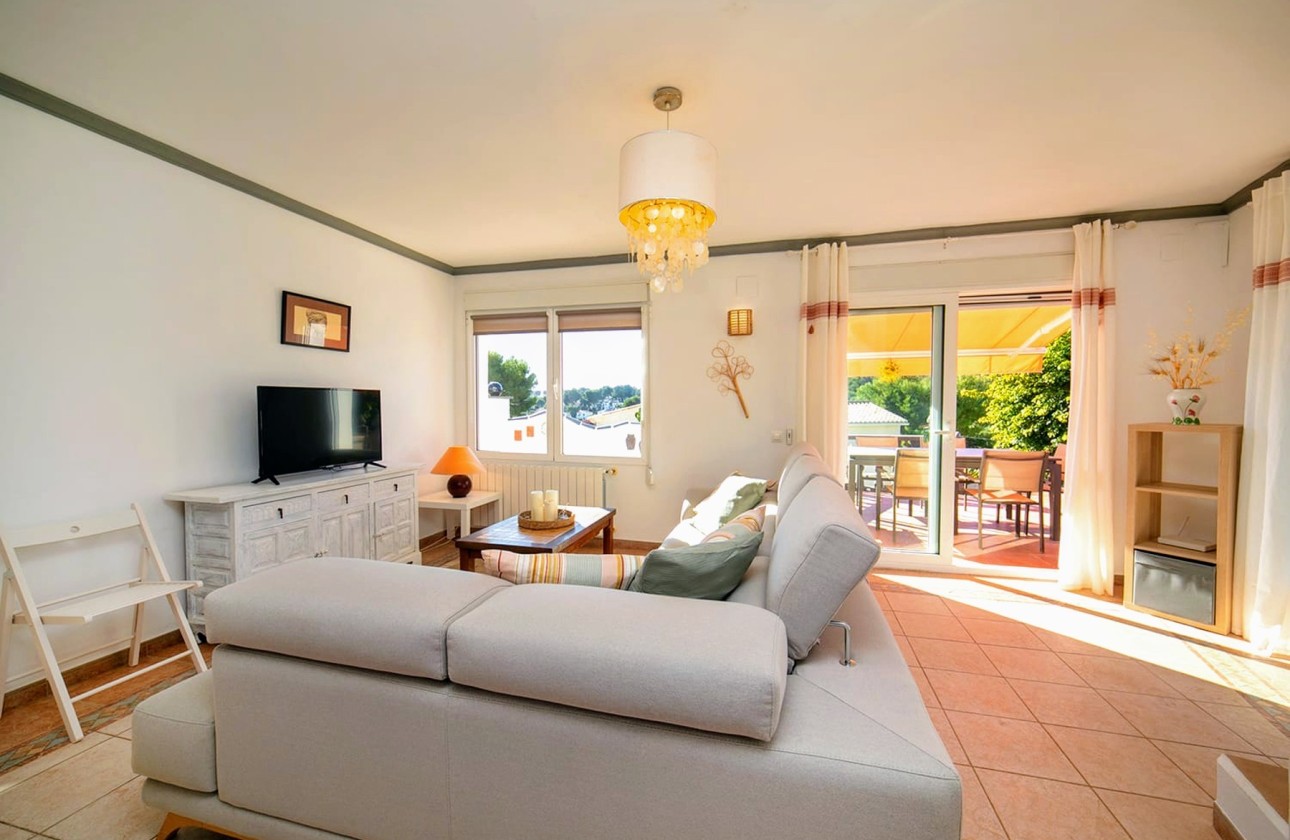 Resale - Villa - Moraira