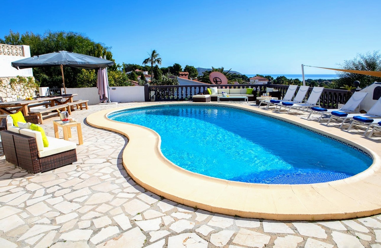 Resale - Villa - Moraira