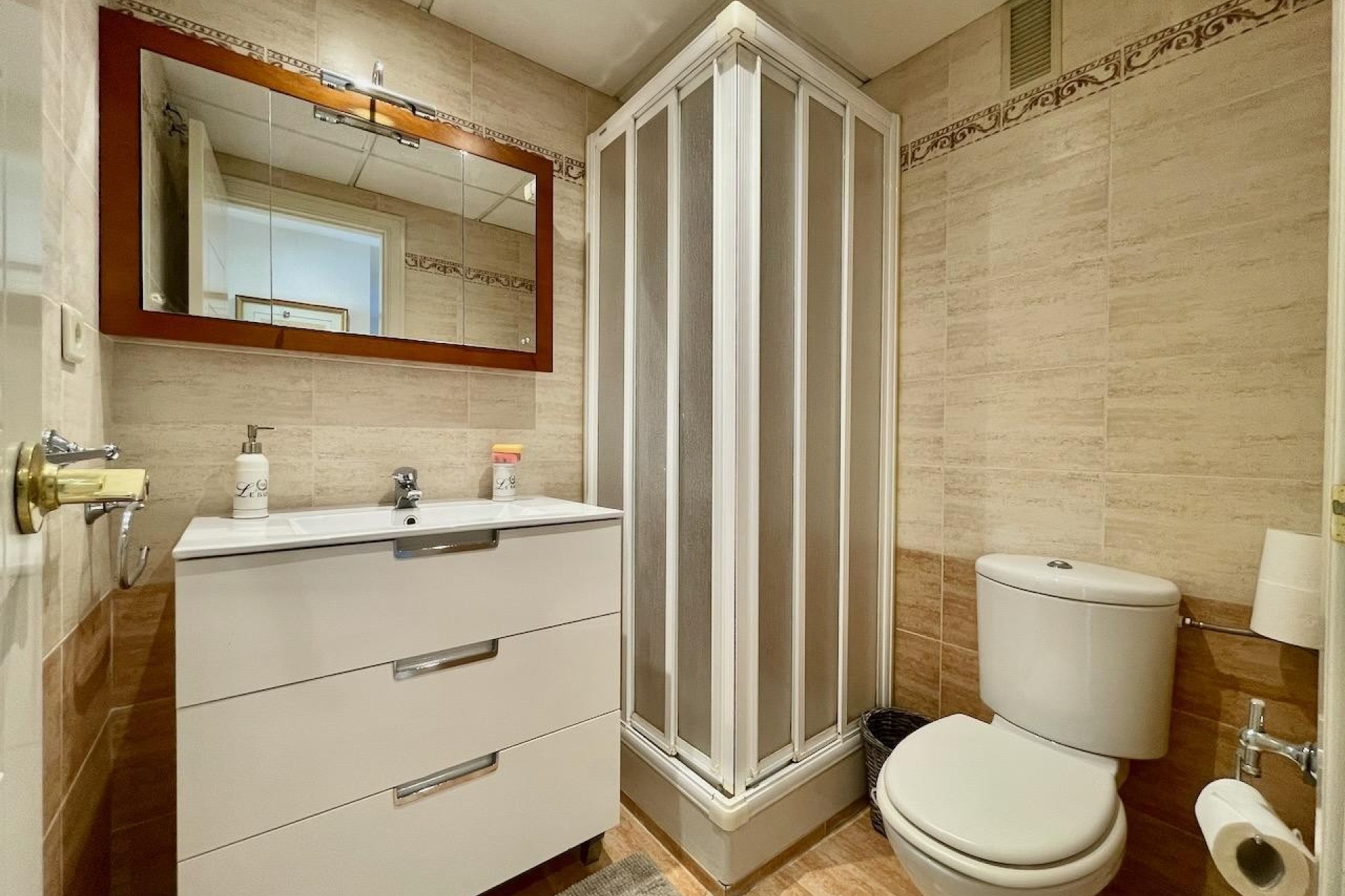 Reventa - Apartamento / piso - Albir