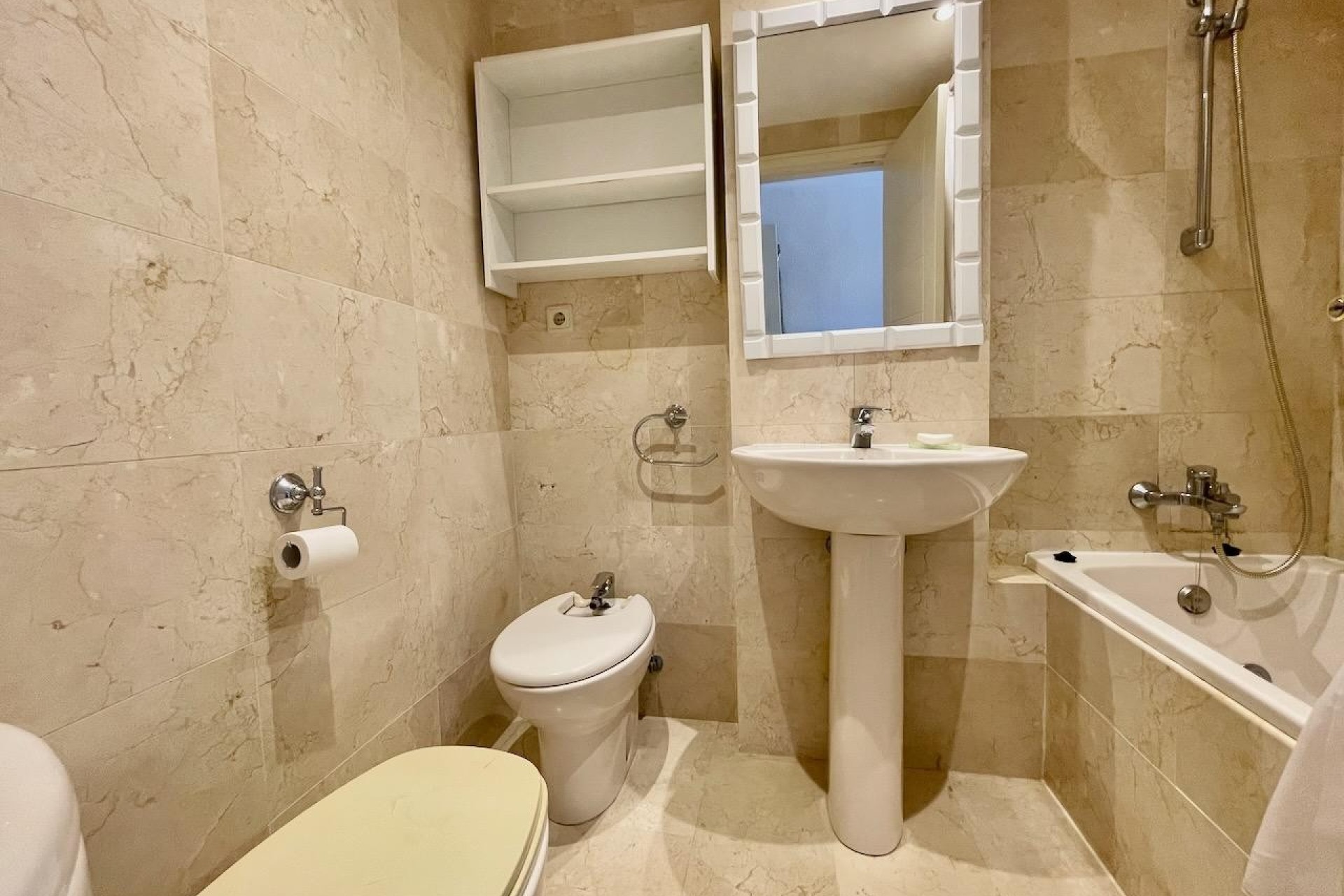 Reventa - Apartamento / piso - Albir