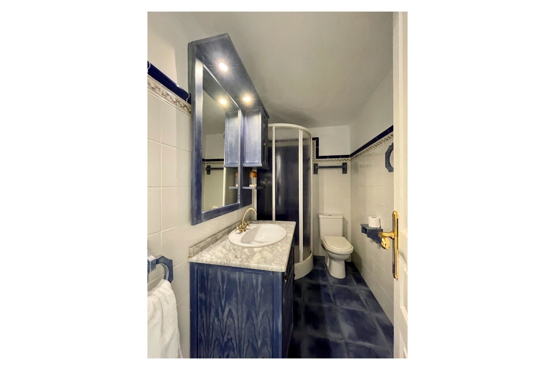 Reventa - Apartamento / piso - Albir