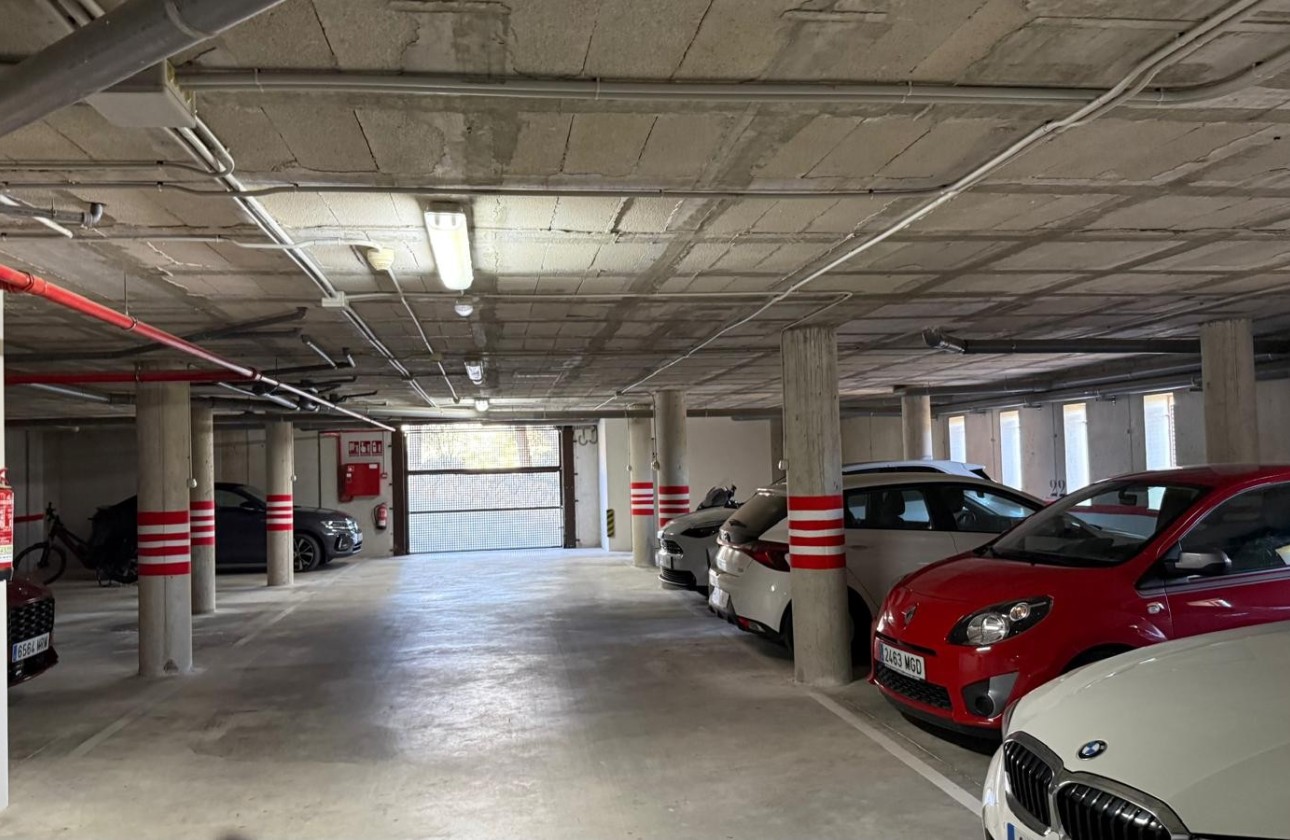 Reventa - Apartamento / piso - Finestrat - Finestrat Urbanizaciones