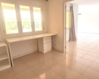 Reventa - Apartamento / piso - San Juan de Alicante