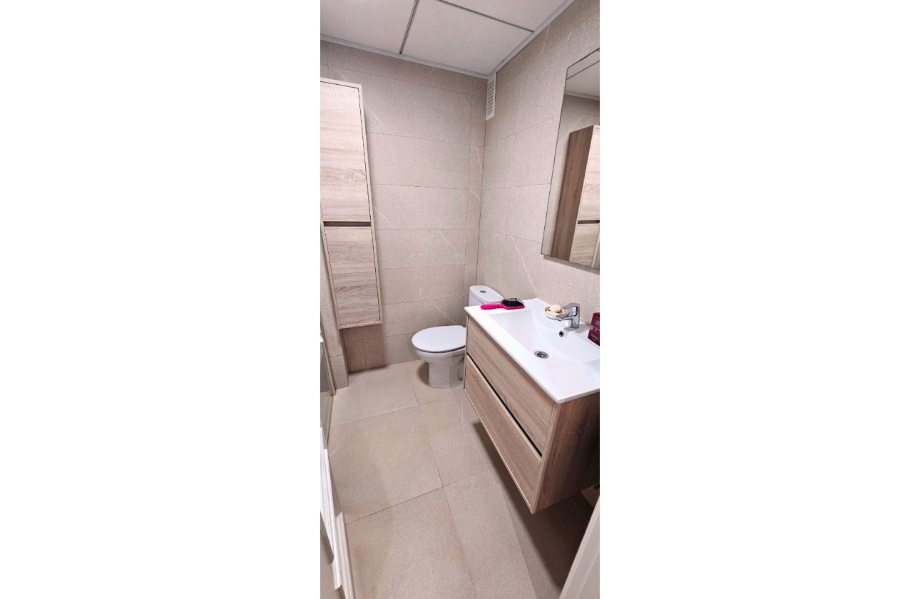 Reventa - Apartamento / piso - San Juan de Alicante