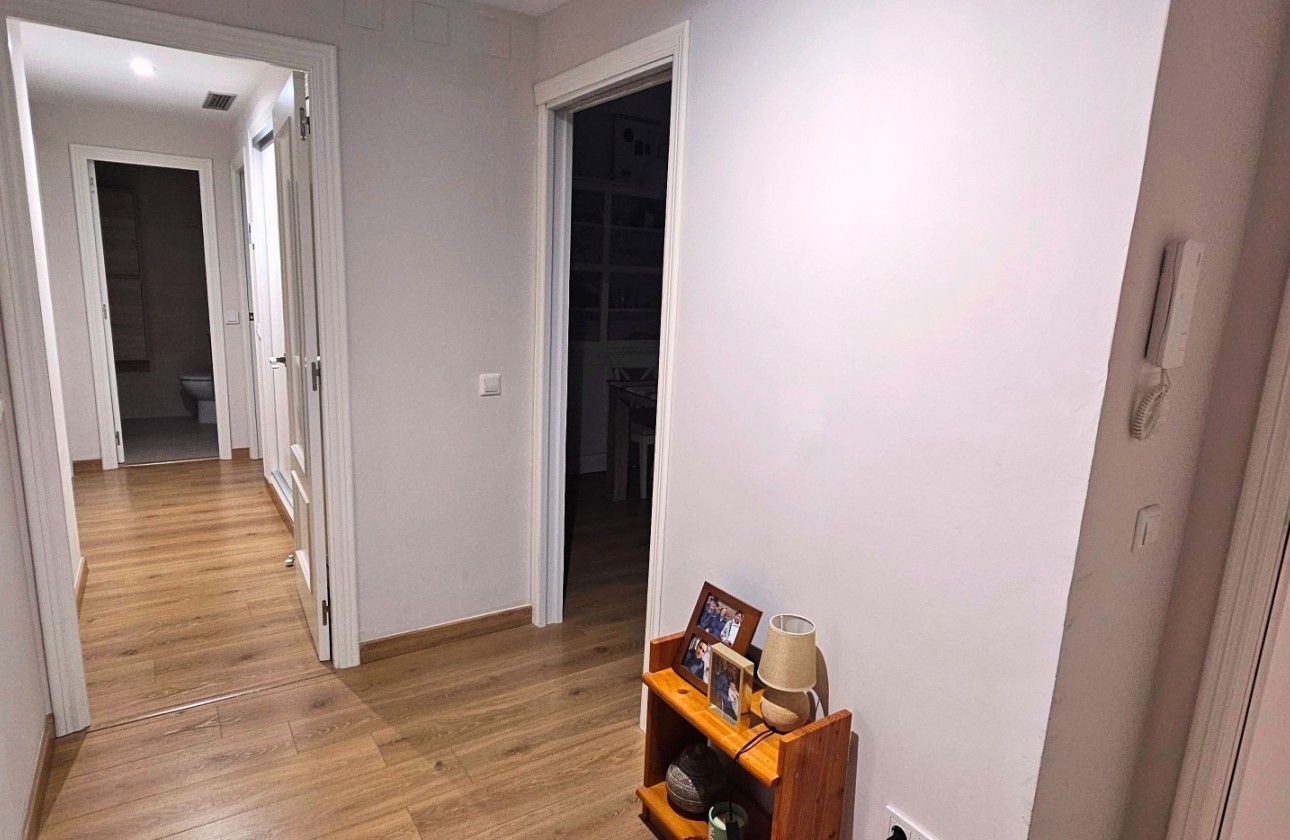 Reventa - Apartamento / piso - San Juan de Alicante