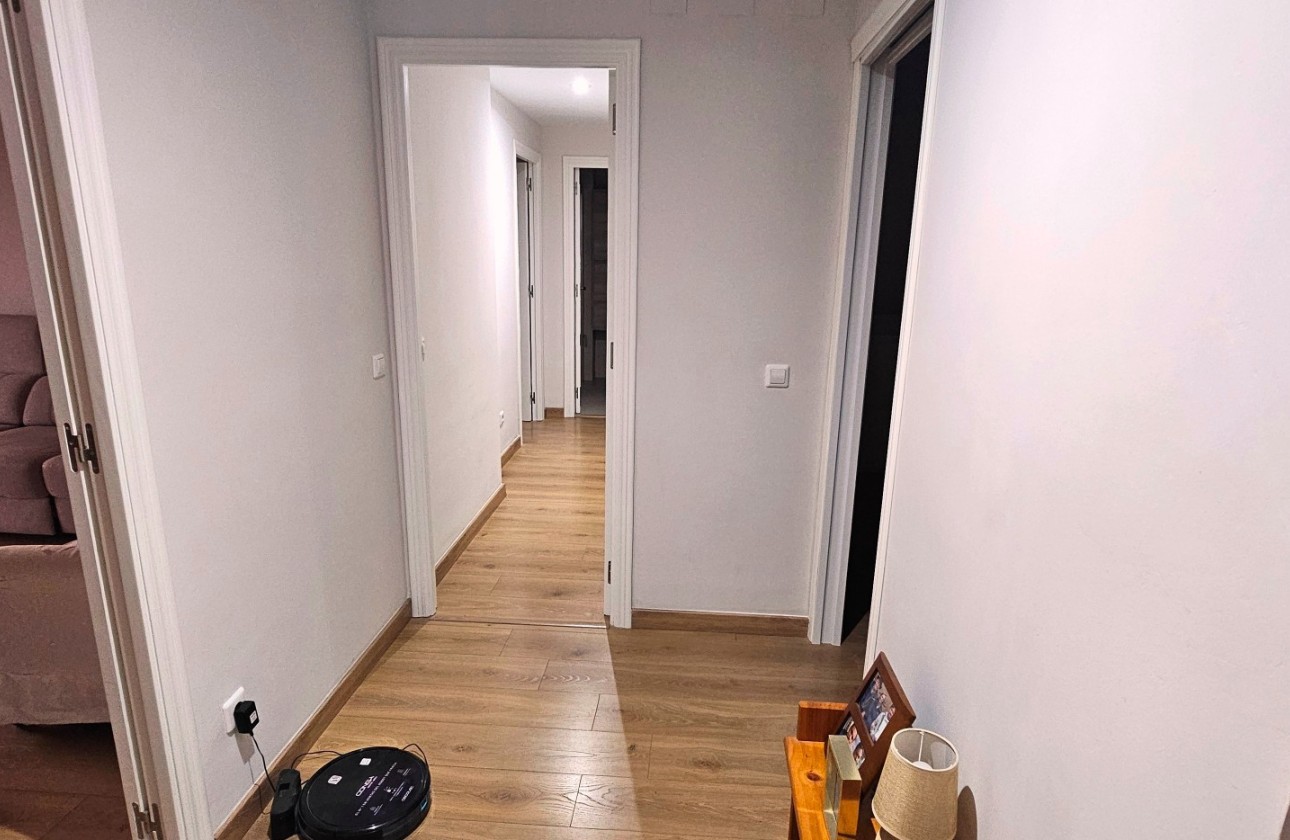 Reventa - Apartamento / piso - San Juan de Alicante