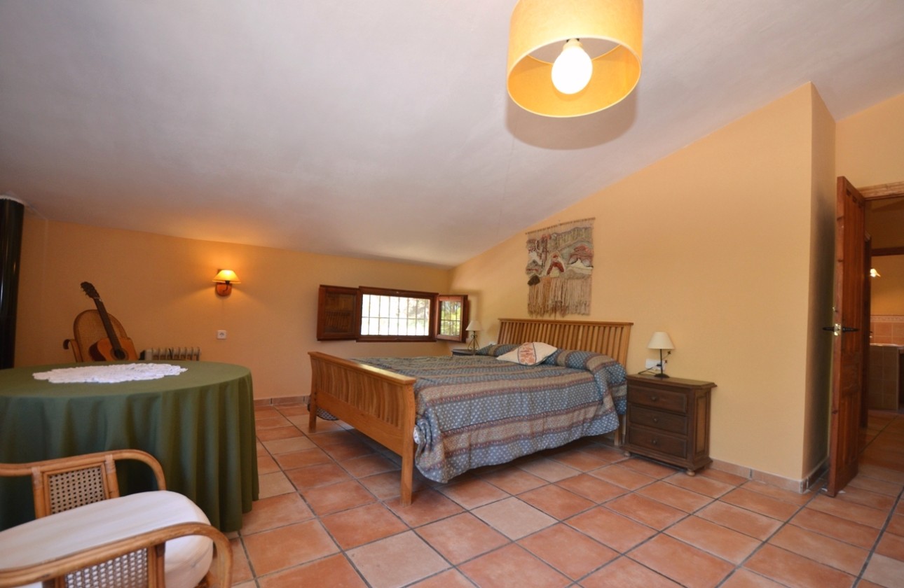 Reventa - Finca - Polop