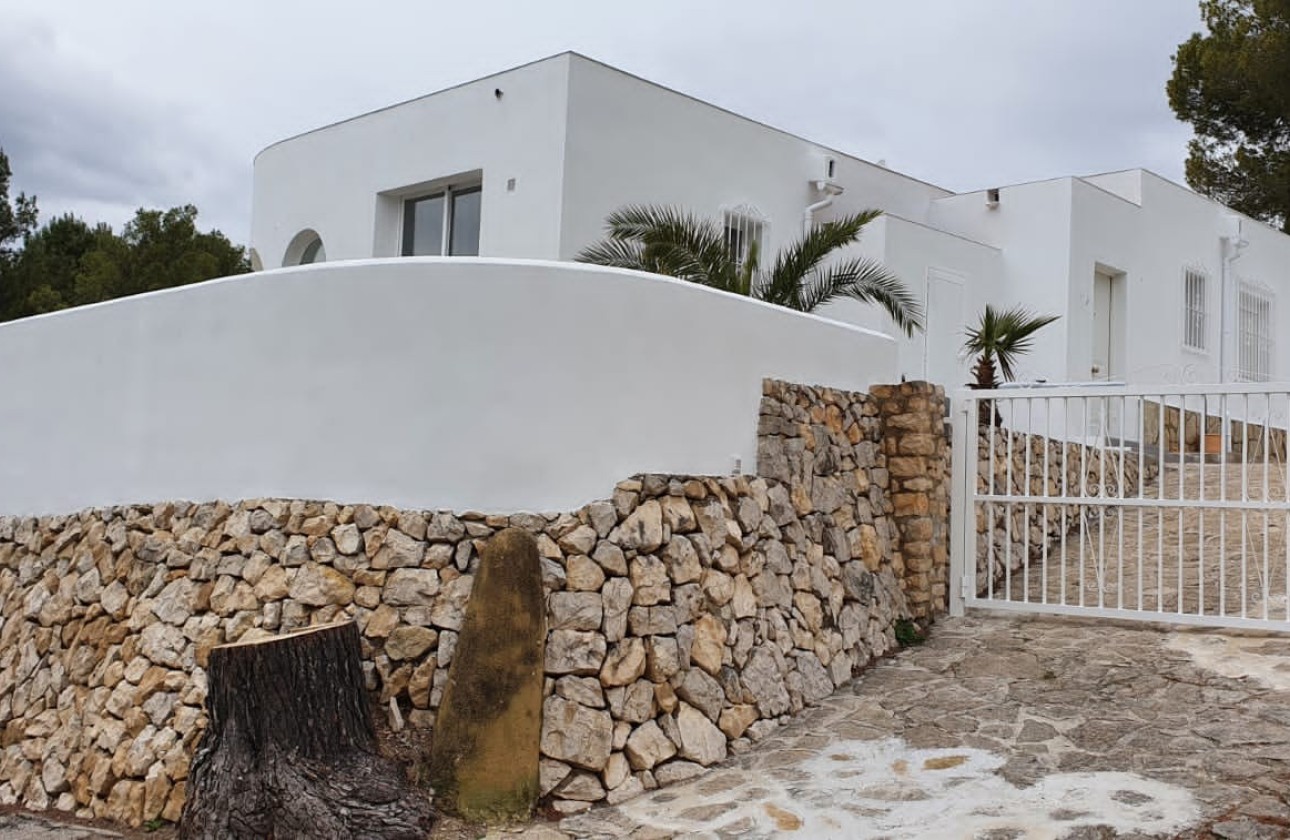 Reventa - Semi-Detached Villa - Altea