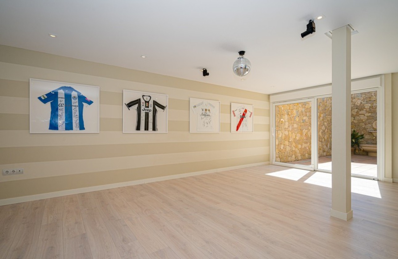 Reventa - Villa - Albir