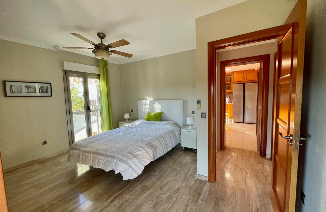 Reventa - Villa - El Campello