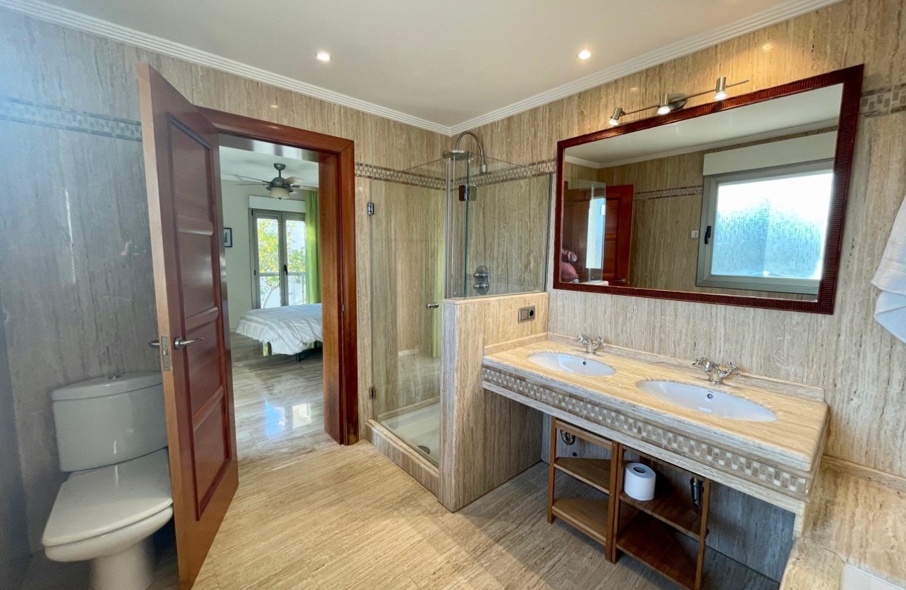 Reventa - Villa - El Campello