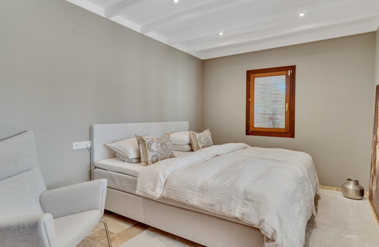 Reventa - Villa - Jalon Valley