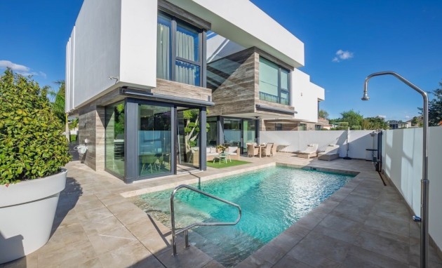 Villa - Resale - Albir - Albir