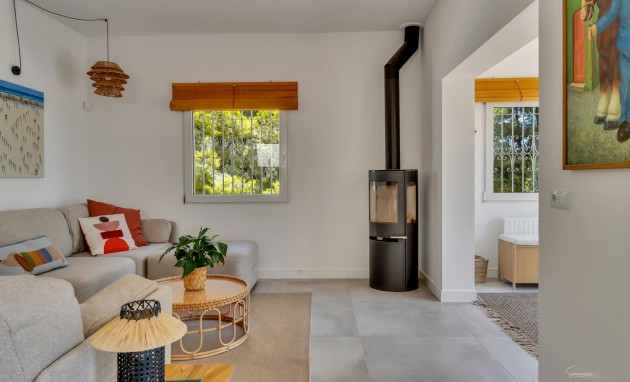 Resale - Villa - Altea