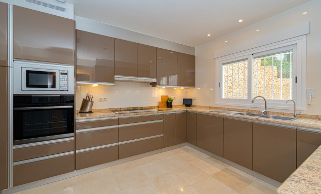 Herverkoop - Villa - Altea