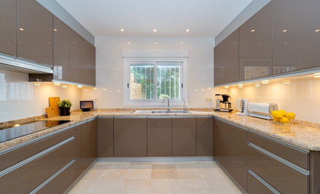 Herverkoop - Villa - Altea