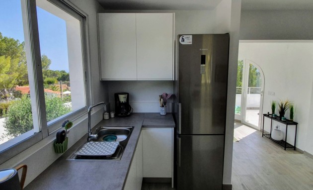 Resale - Semi-Detached Villa - Altea