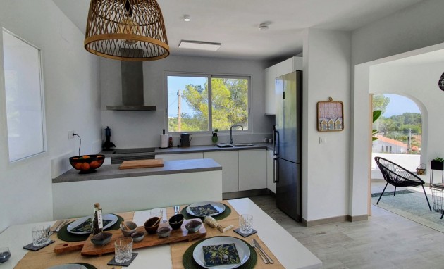 Resale - Semi-Detached Villa - Altea