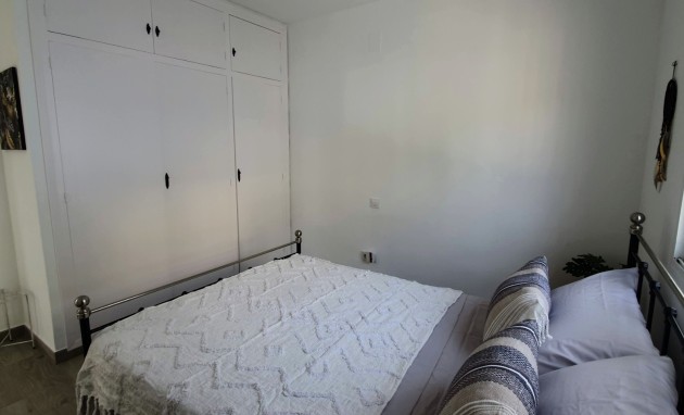 Resale - Semi-Detached Villa - Altea