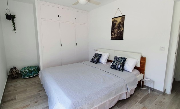 Resale - Semi-Detached Villa - Altea