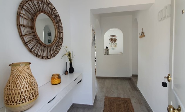 Resale - Semi-Detached Villa - Altea