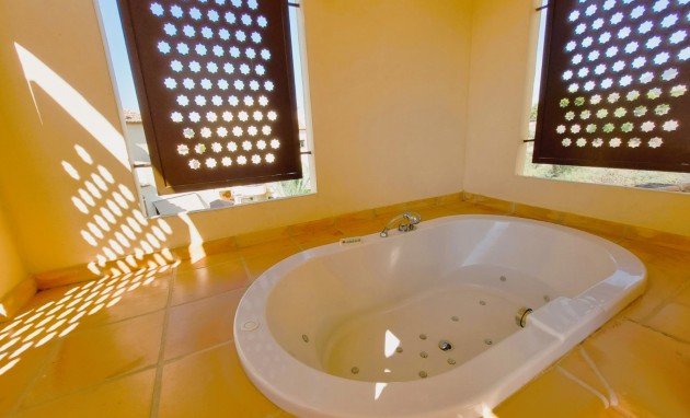 Resale - Apartment / flat - Altea