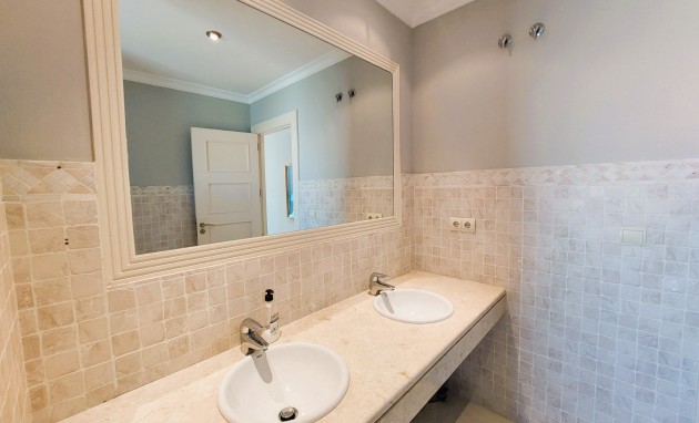 Resale - Apartment / flat - Altea