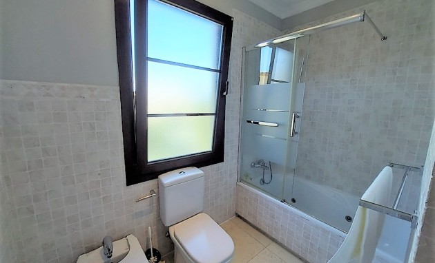 Resale - Apartment / flat - Altea