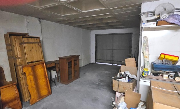 Herverkoop - Berging - Altea