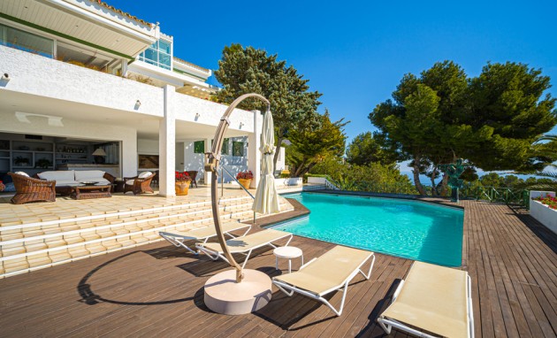 Resale - Villa - Altea