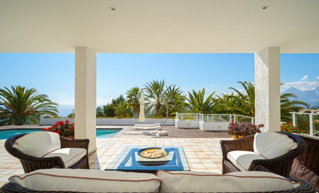 Resale - Villa - Altea