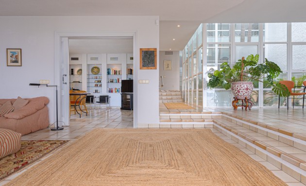 Resale - Villa - Altea