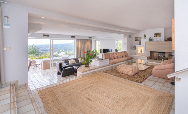 Resale - Villa - Altea