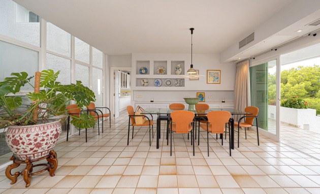 Resale - Villa - Altea