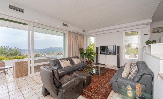 Resale - Villa - Altea